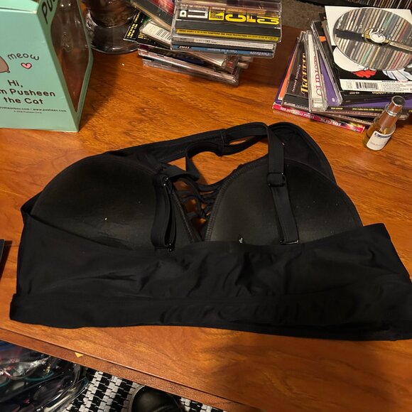 Torrid Black Triangle Bikini Top Lightly Lined Wire Free Low Coverage NWT Plus 2 - Picture 2 of 4